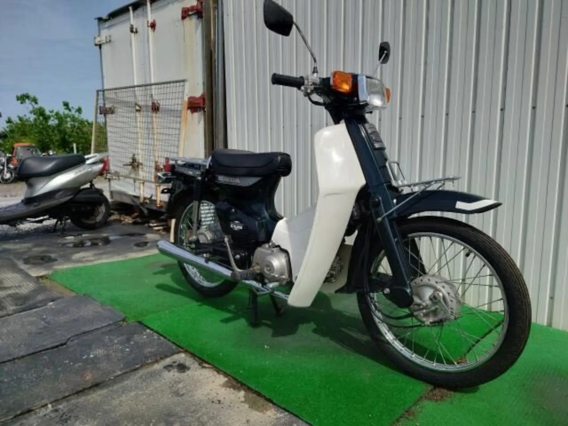 下取り買い取り、他店購入車、個人売買などの修理大歓迎